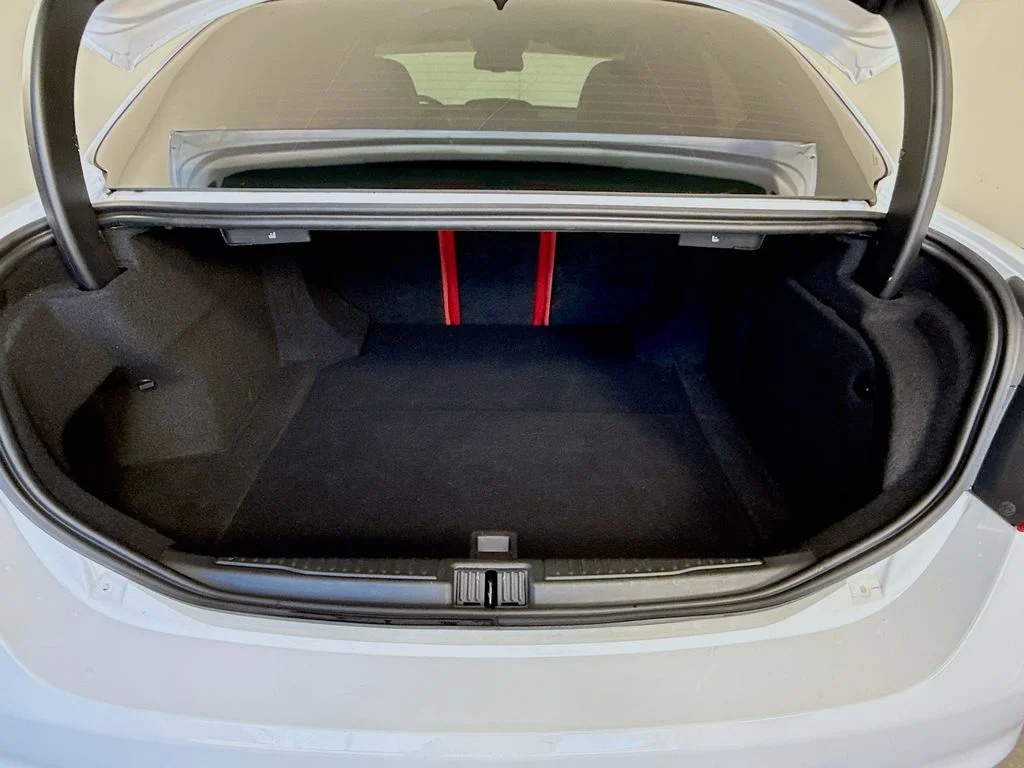 Used 2018 Alfa White Alfa Romeo Ti image 29