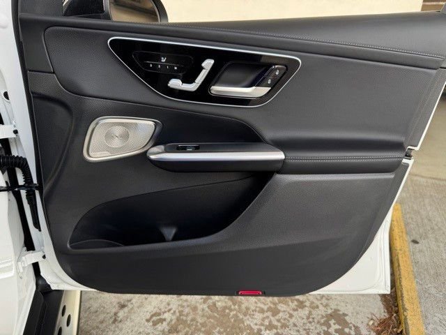 2025 Mercedes-Benz GLC Base - Photo 17