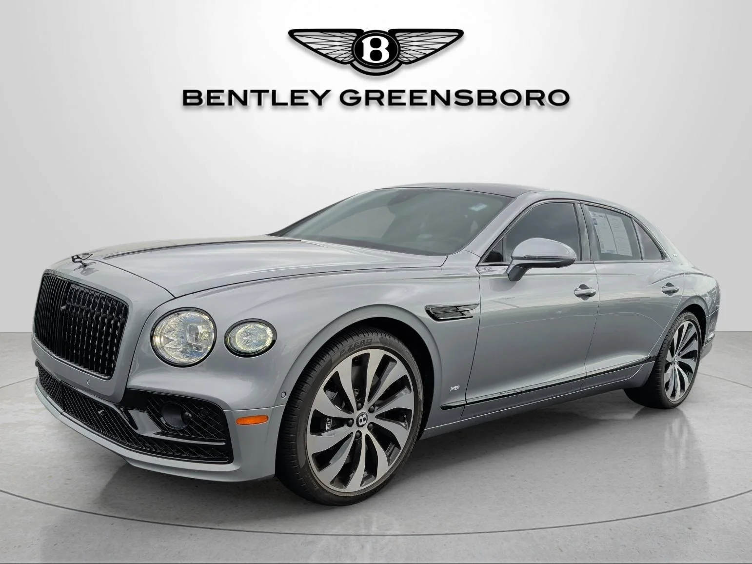 2021 Bentley Flying Spur V8's photo