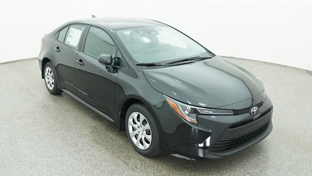 New 2026 Midnight Black Metallic Toyota LE image 10