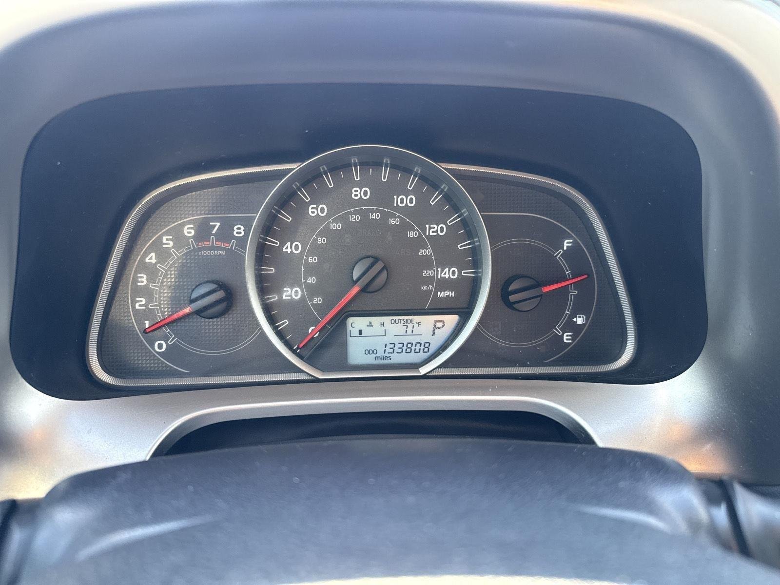 Used 2013 Toyota RAV4 XLE with VIN JTMRFREV5D5002754 for sale in Kansas City