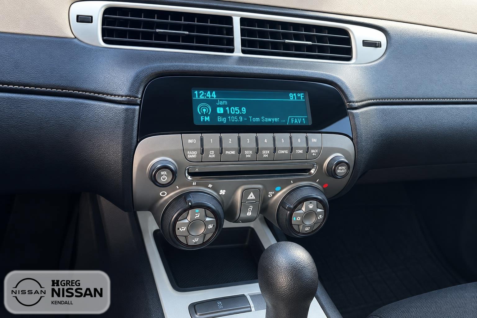 Used 2015 White Chevrolet 2LS image 10