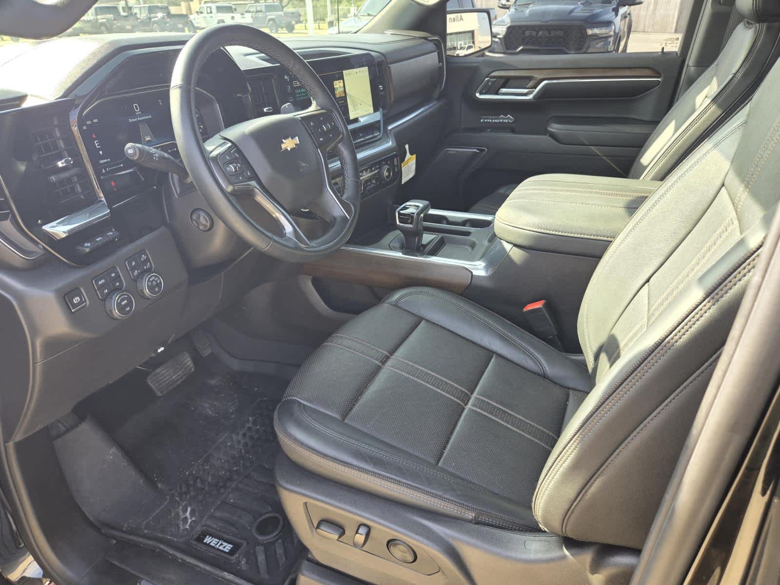 Used 2024 Black Chevrolet High Country image 14
