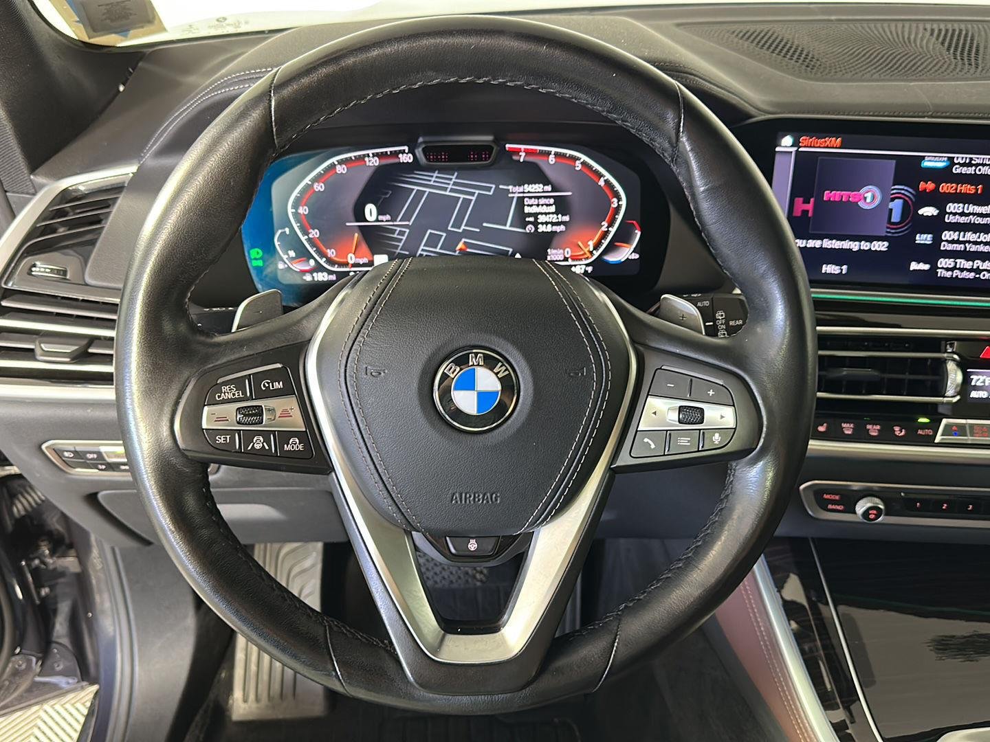 Used 2020 Arctic Gray Metallic BMW xDrive40i image 15