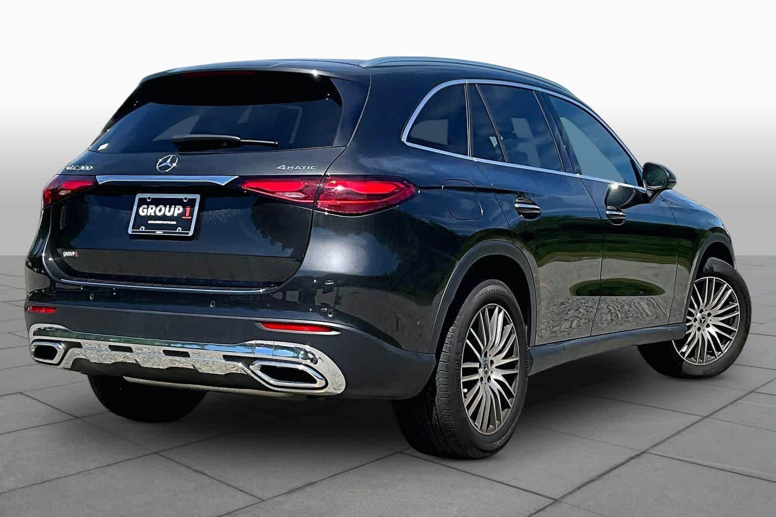 Used 2024 Graphite Grey Metallic Mercedes-Benz GLC 300 image 24
