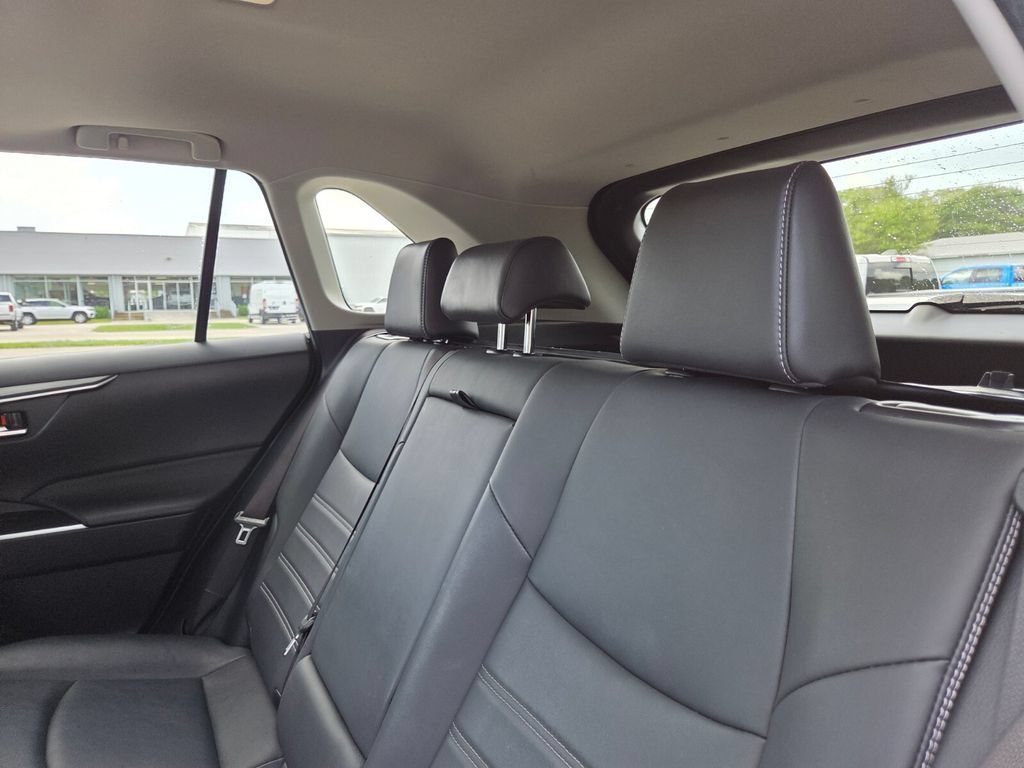 Used 2022 Blueprint Toyota XLE Premium image 22