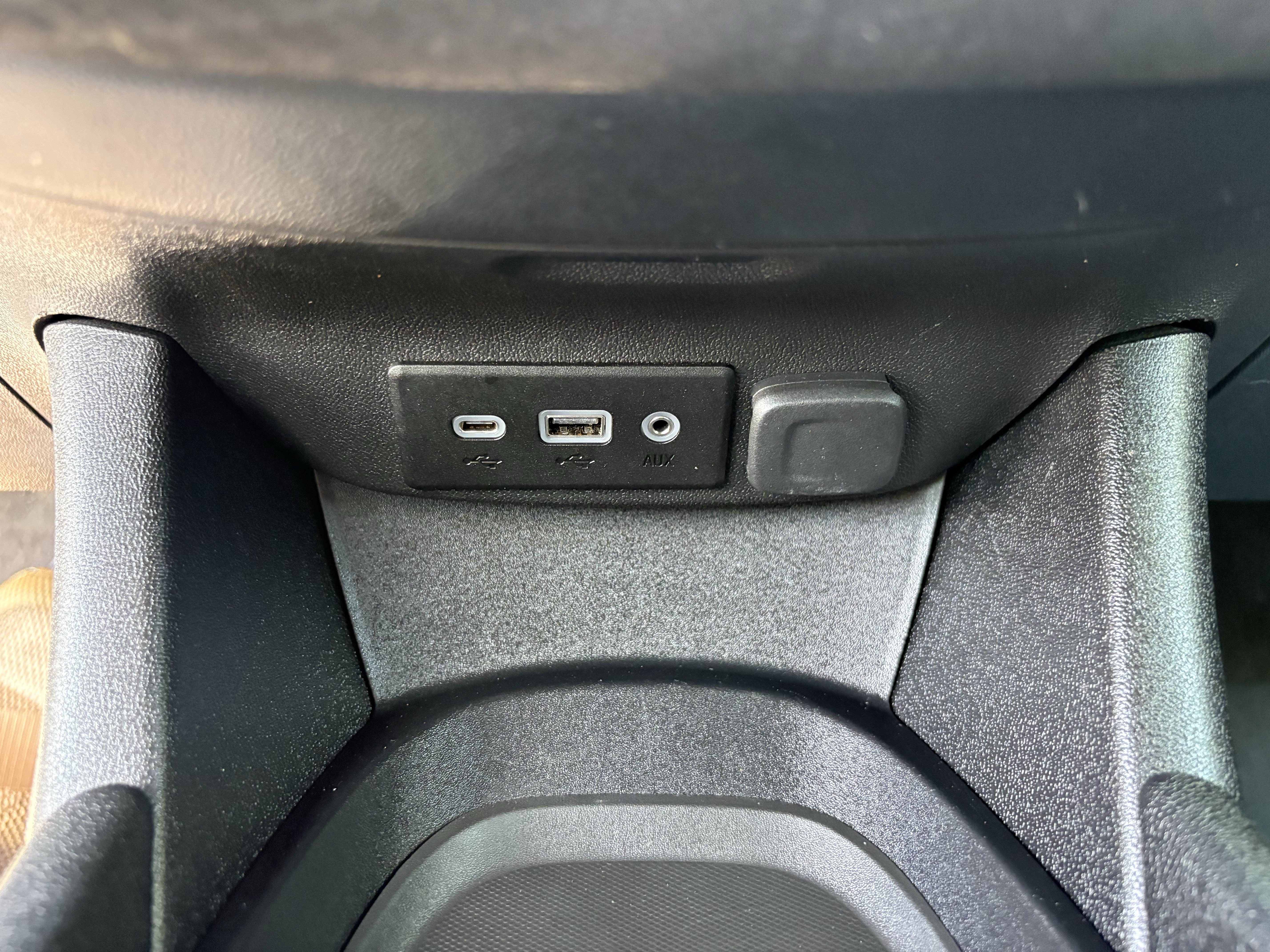Used 2020 SHADOW GRAY METALLIC Chevrolet RS image 10