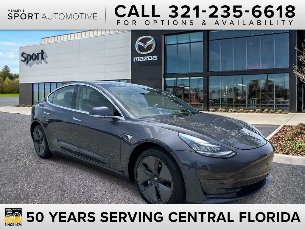 2019 Tesla Model 3 Standard Range Plus's photo