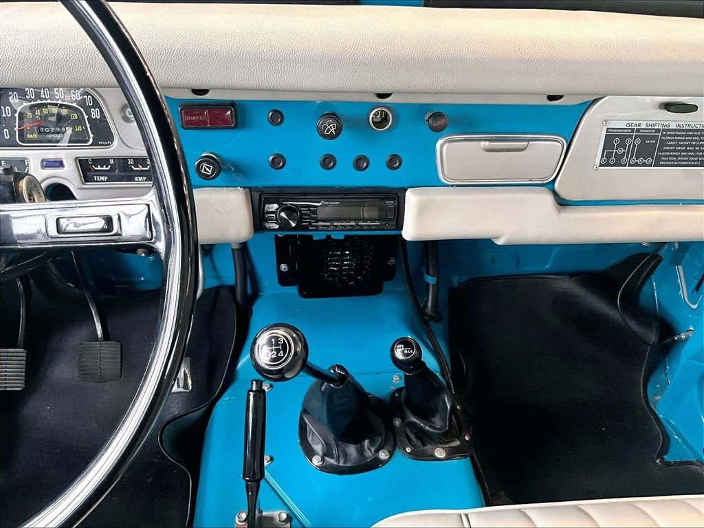 Used 1980 Blue Toyota  image 22