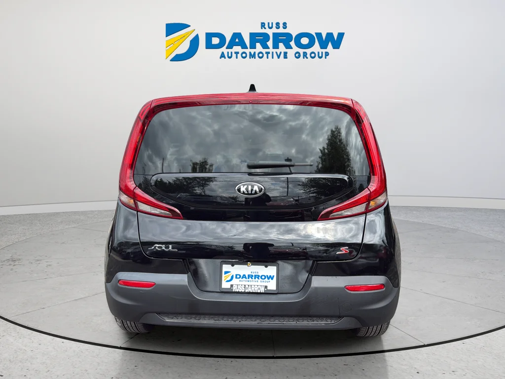 Used 2021 Black Kia S image 4