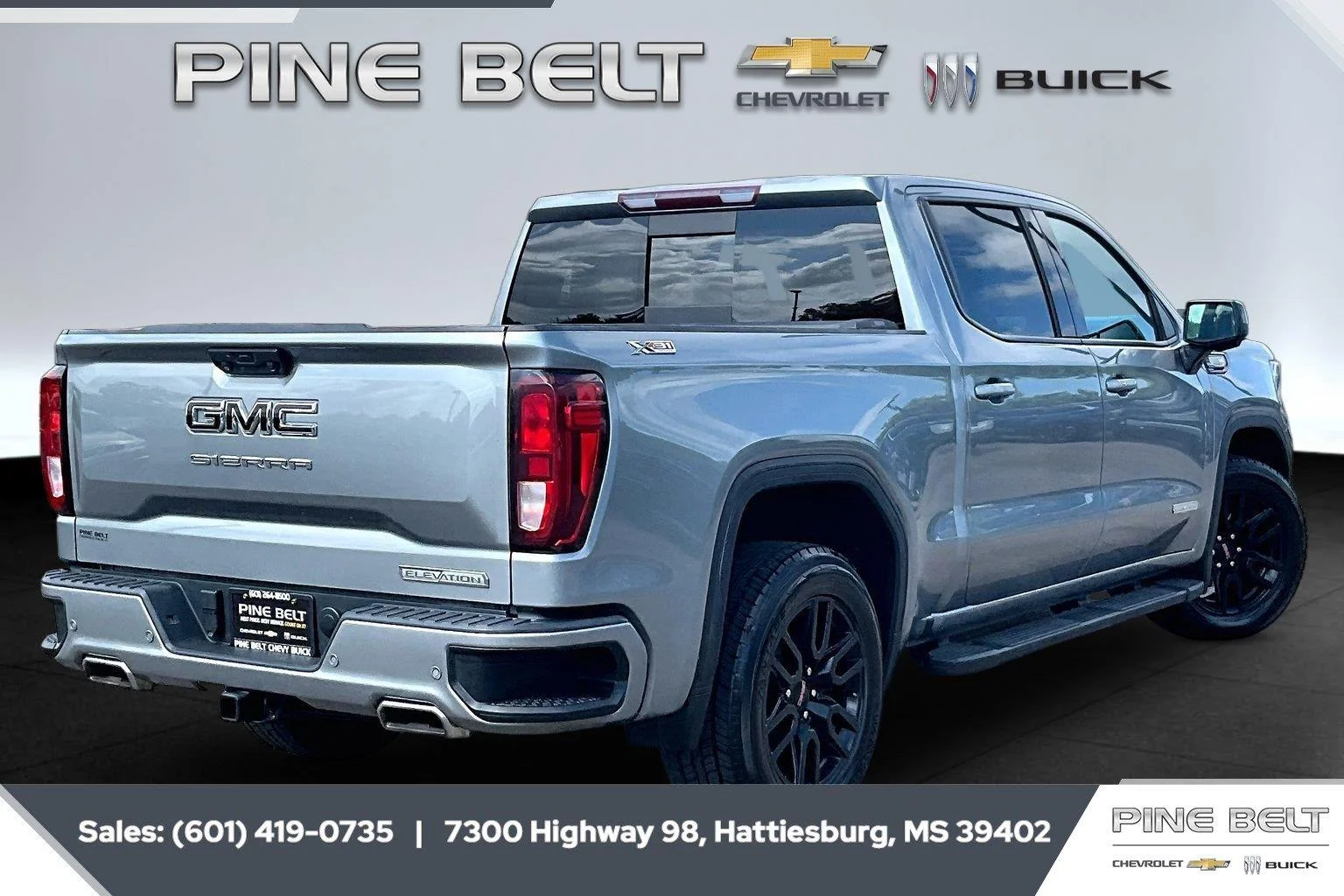 Used 2023 Sterling Metallic GMC Elevation image 12