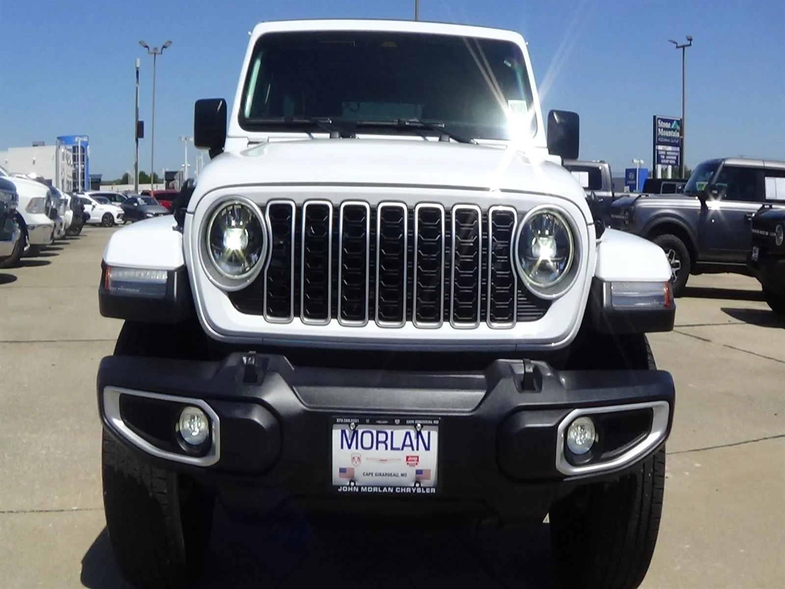 Certified Used 2025 Bright White Clear Coat (pw7) Jeep Sahara 4xe image 3