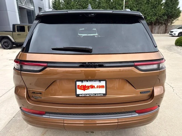 New 2027 Brown Jeep Summit image 4