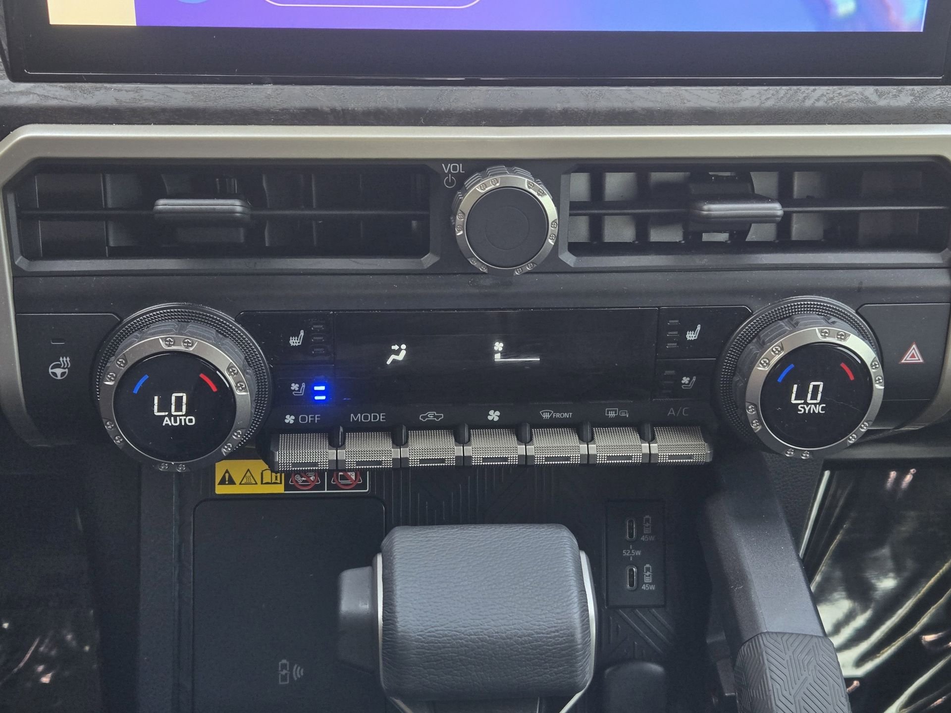 Used 2025 Underground Toyota Limited image 18