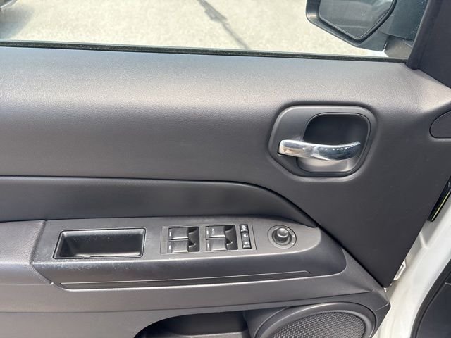 Used 2016 White Jeep Sport image 14