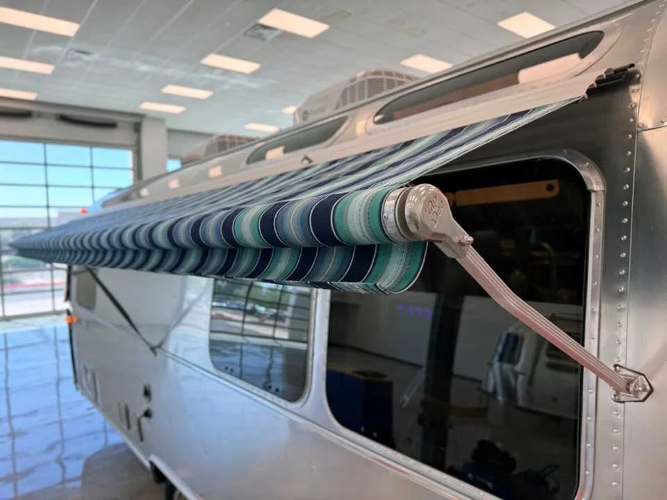 New 2027 SILVER AIRSTREAM  image 22