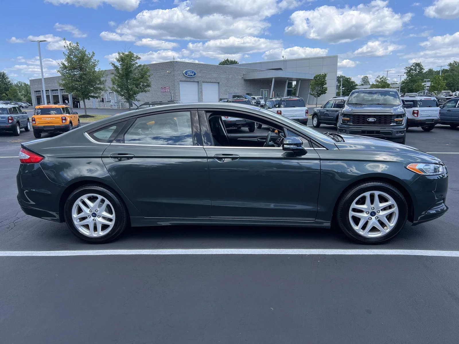 Used 2016 Guard Ford SE image 11