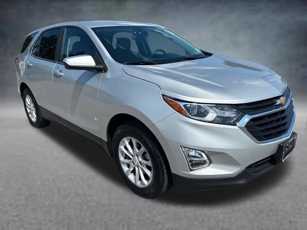 Used 2021 SILVER ICE METALLIC Chevrolet LT image 8