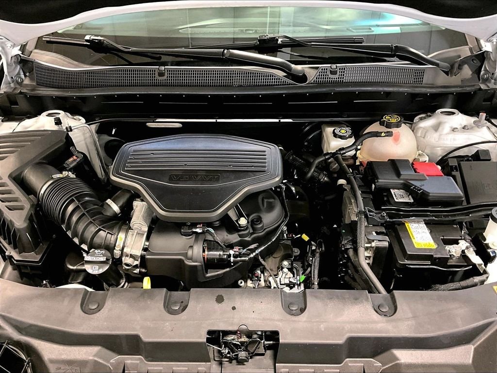 Used 2023 White Chevrolet LT image 30
