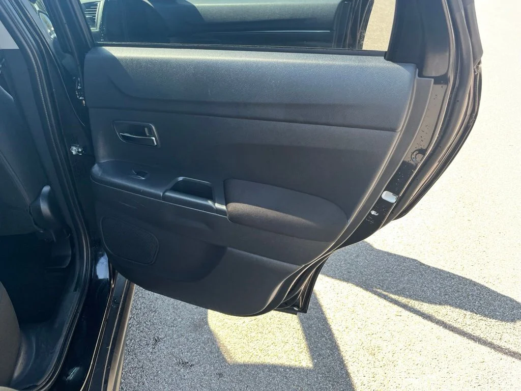Used 2024 Black Mitsubishi 2.0 ES image 10
