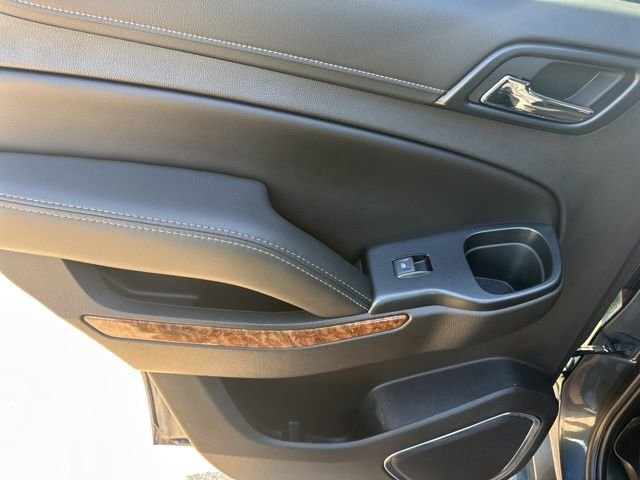 Used 2019 Gray Chevrolet Premier image 25