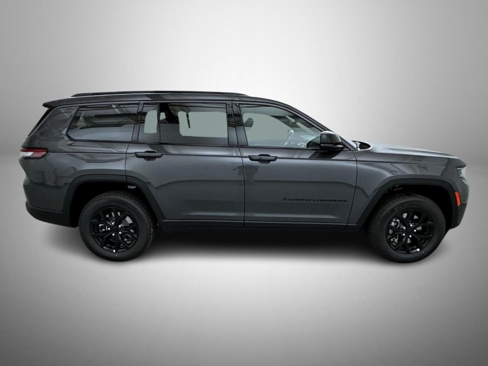New 2026 Baltic Gray Metallic Clear-Coat Exterior Paint Jeep Altitude image 4