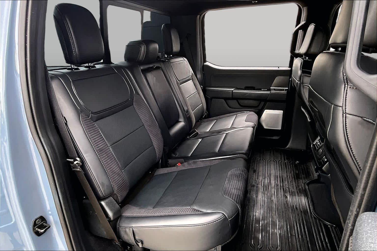 Used 2023 Azure Gray Metallic Tri-Coat Ford Raptor image 21