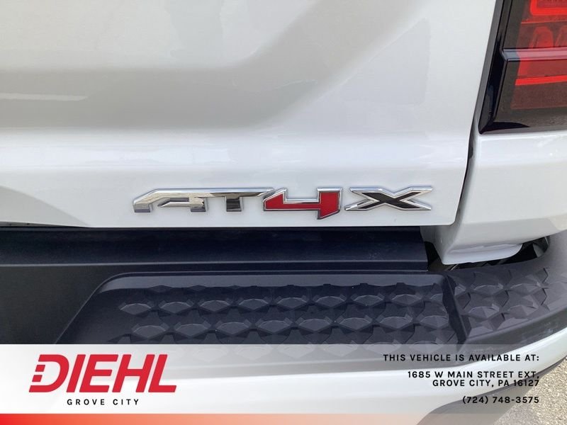 Used 2024 White GMC AT4X image 13