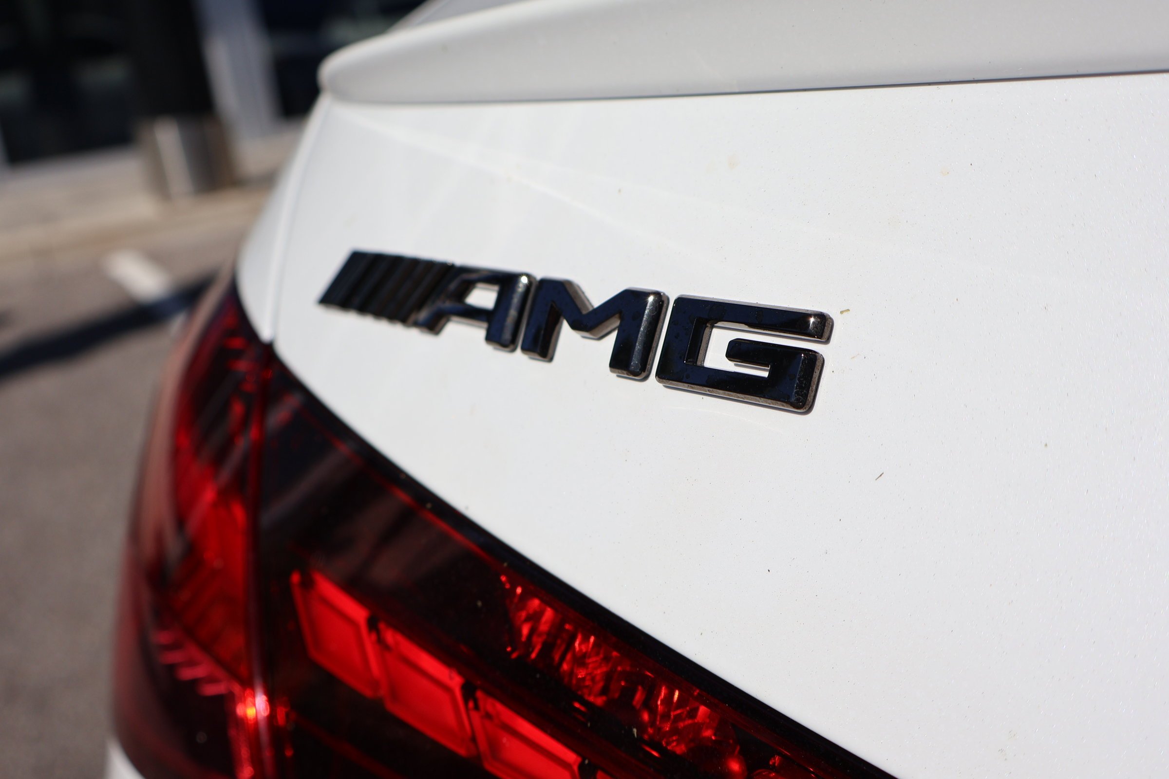 New 2026 MANUFAKTUR Moonlight White Metallic Mercedes-Benz AMG® C 43 image 6