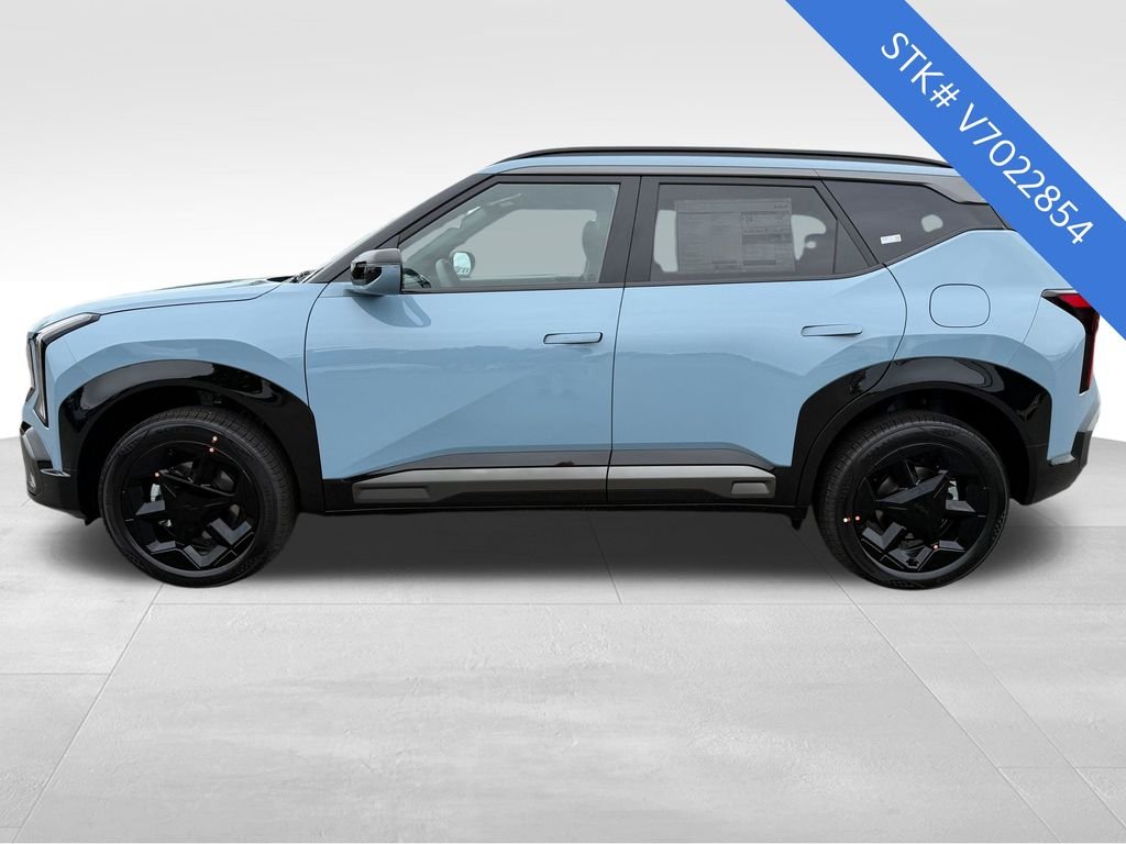 New 2027 Frost Blue Kia X-Line S image 4