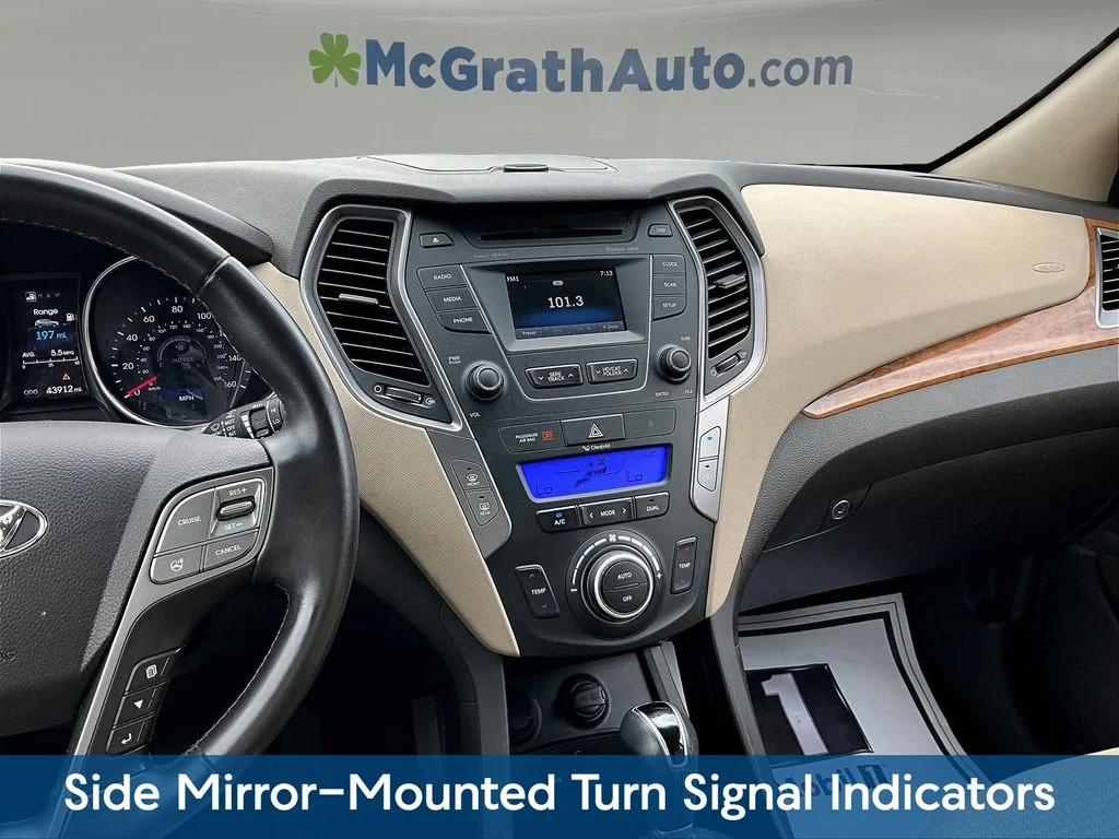 Used 2014 Green Hyundai Base image 12