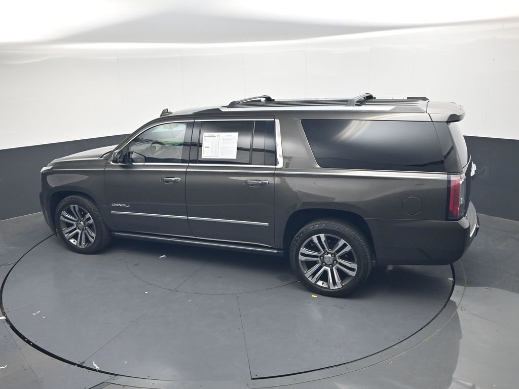 Used 2019 Gray GMC Denali image 31
