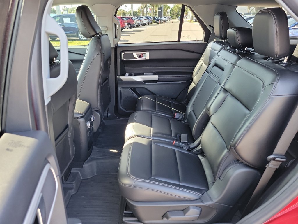 Used 2021 Red Metallic Ford XLT image 16