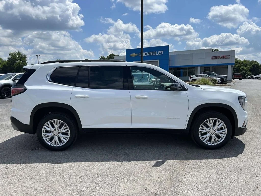 New 2026 Summit White GMC Elevation image 2