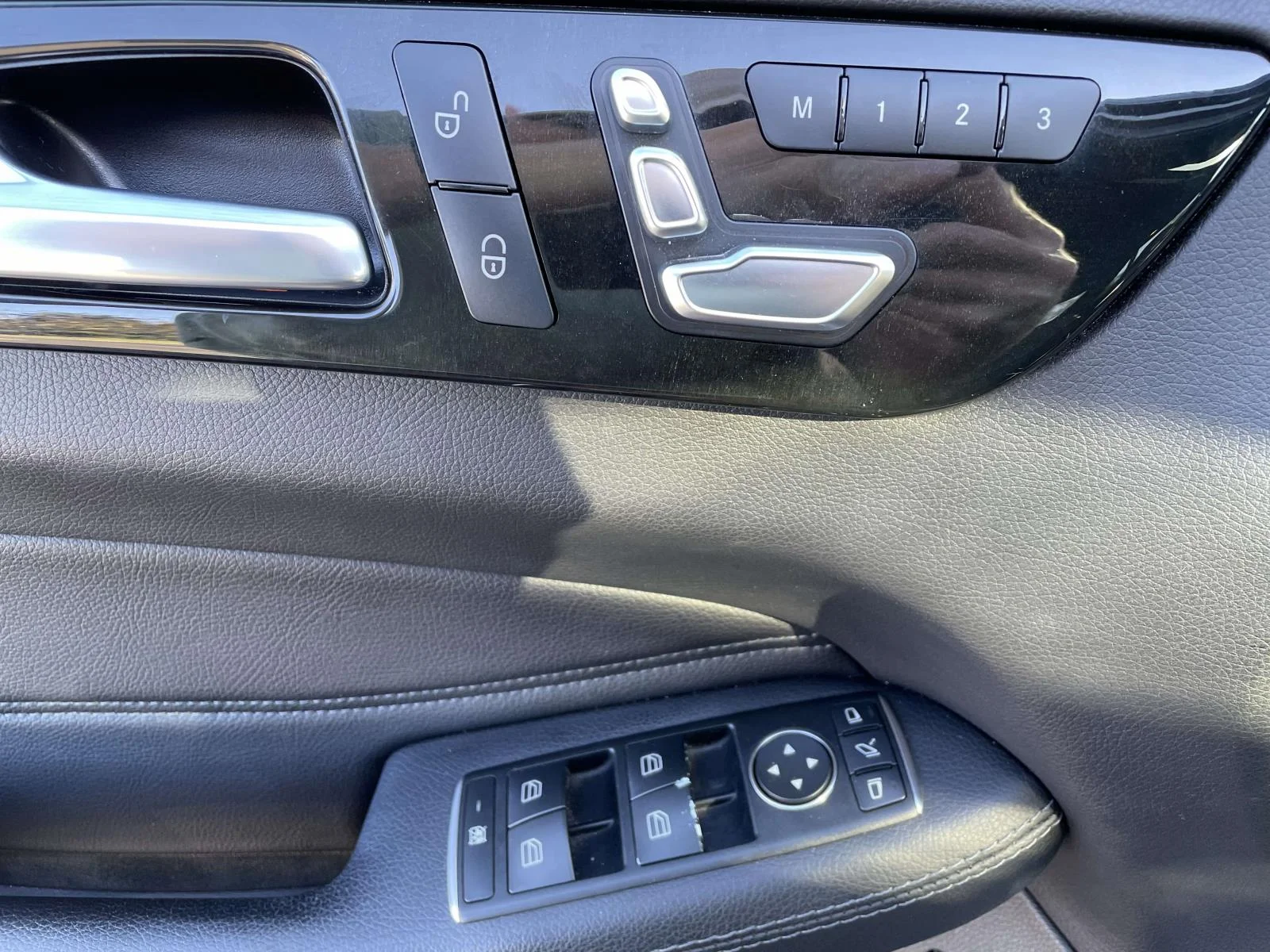 Used 2018  Mercedes-Benz GLE 350 image 15