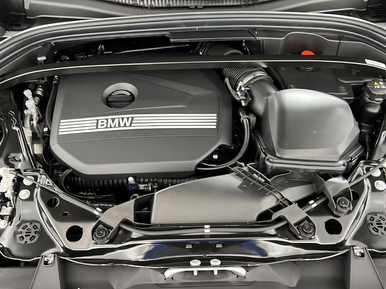 New 2027 Black Sapphire Metallic BMW xDrive28i image 15