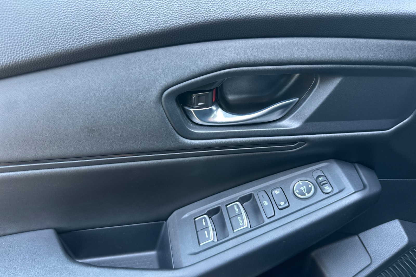 Used 2023 Black Honda EX image 11