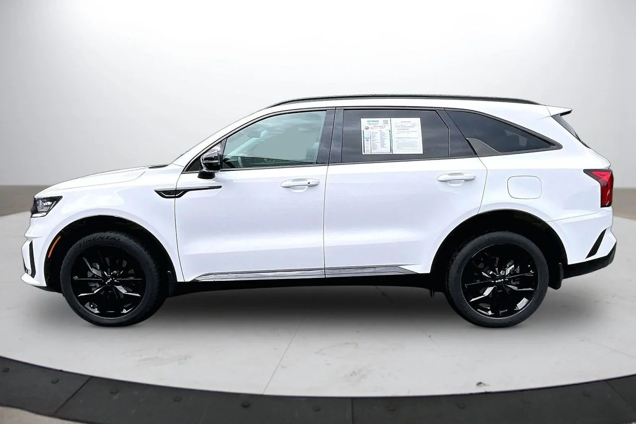 Certified Used 2022 White Kia SX image 5