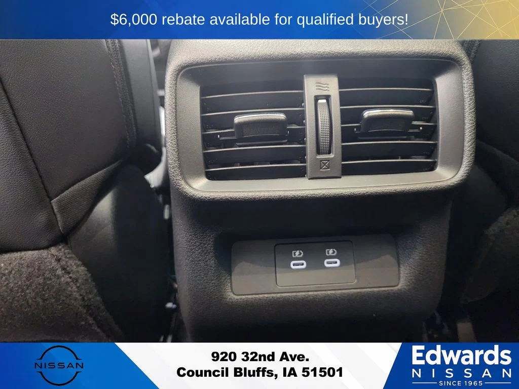 New 2026 Everest White Pearl TriCoat Nissan SL image 18