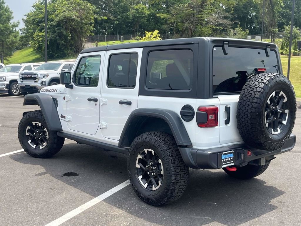 Used 2025 White Jeep Rubicon image 5