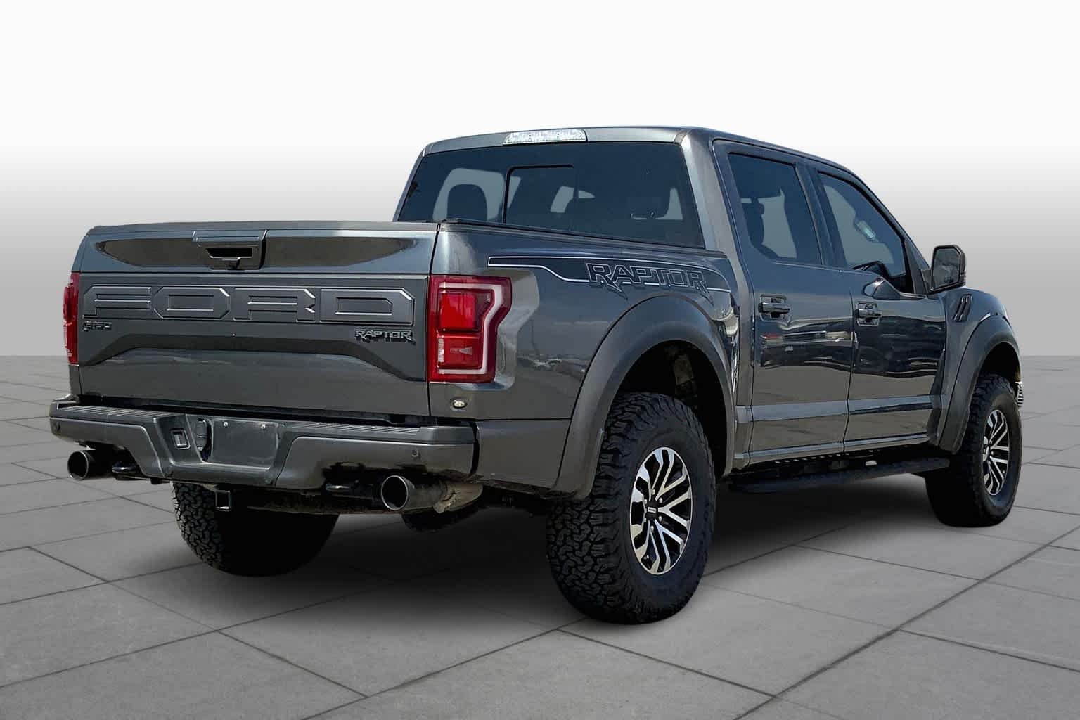 Used 2019 Magnetic Ford Raptor image 13