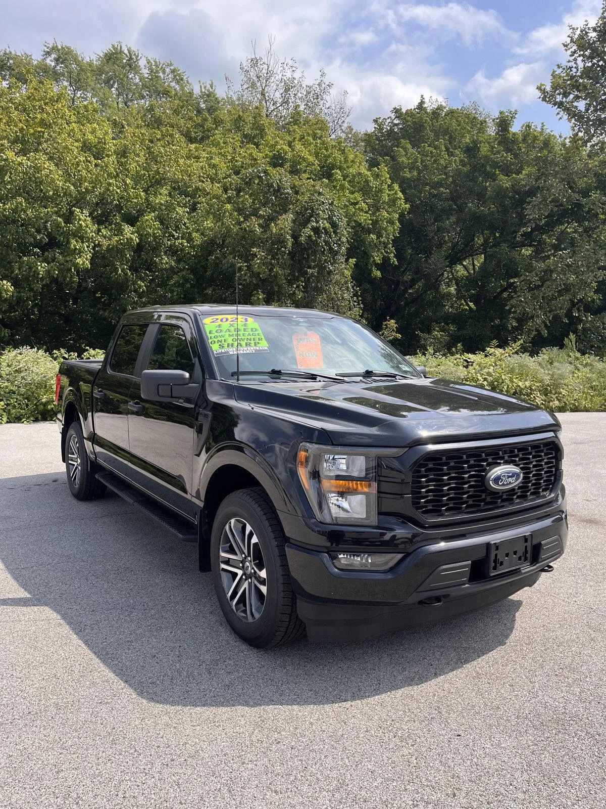 Used 2023 Black Metallic Ford XL image 2