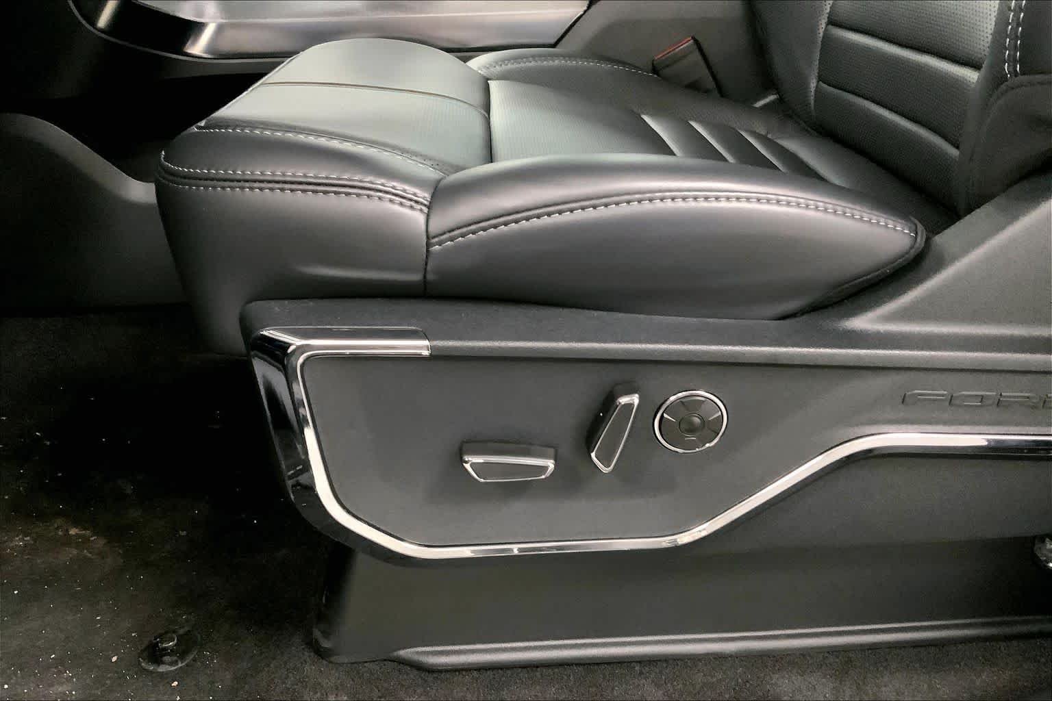 New 2026 Antimatter Blue Metallic Ford Platinum® image 19