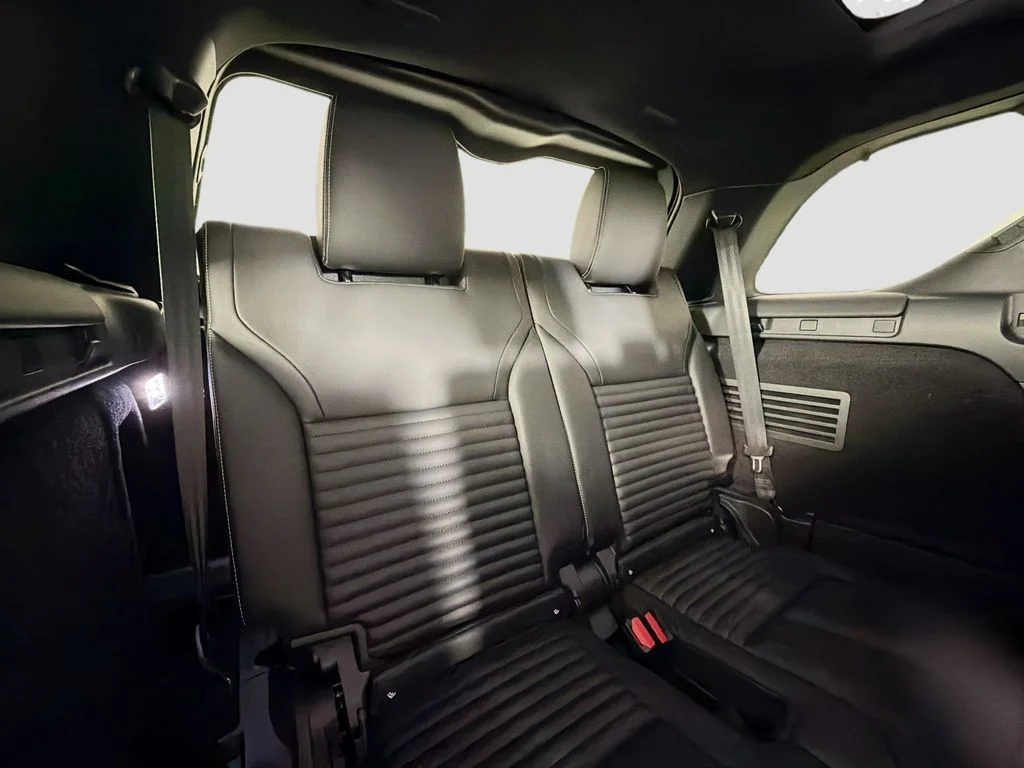 New 2026 Santorini Black Land Rover S image 35