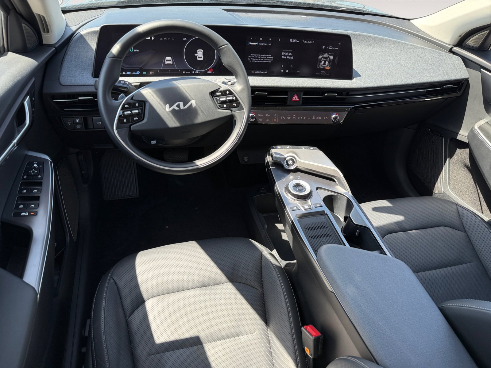 Certified Used 2023 Gray Kia Wind image 15