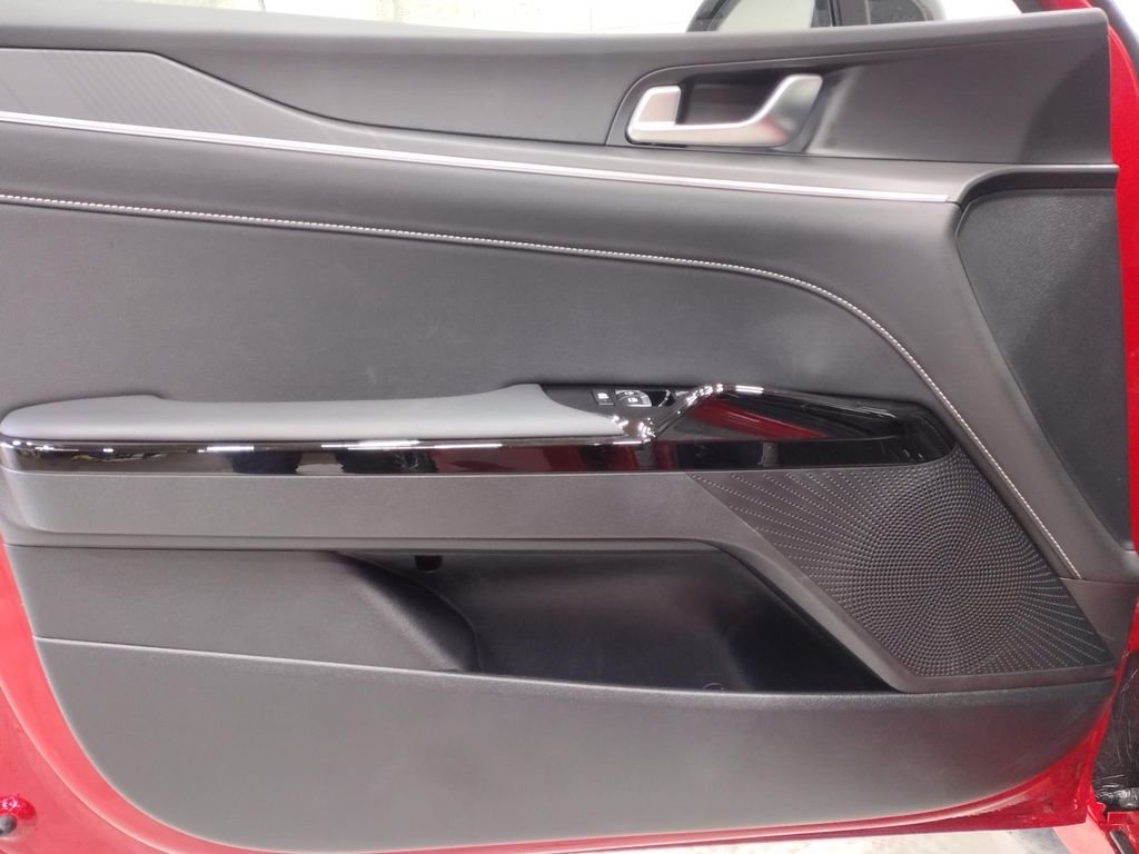Used 2025 Red Kia GT-Line image 18