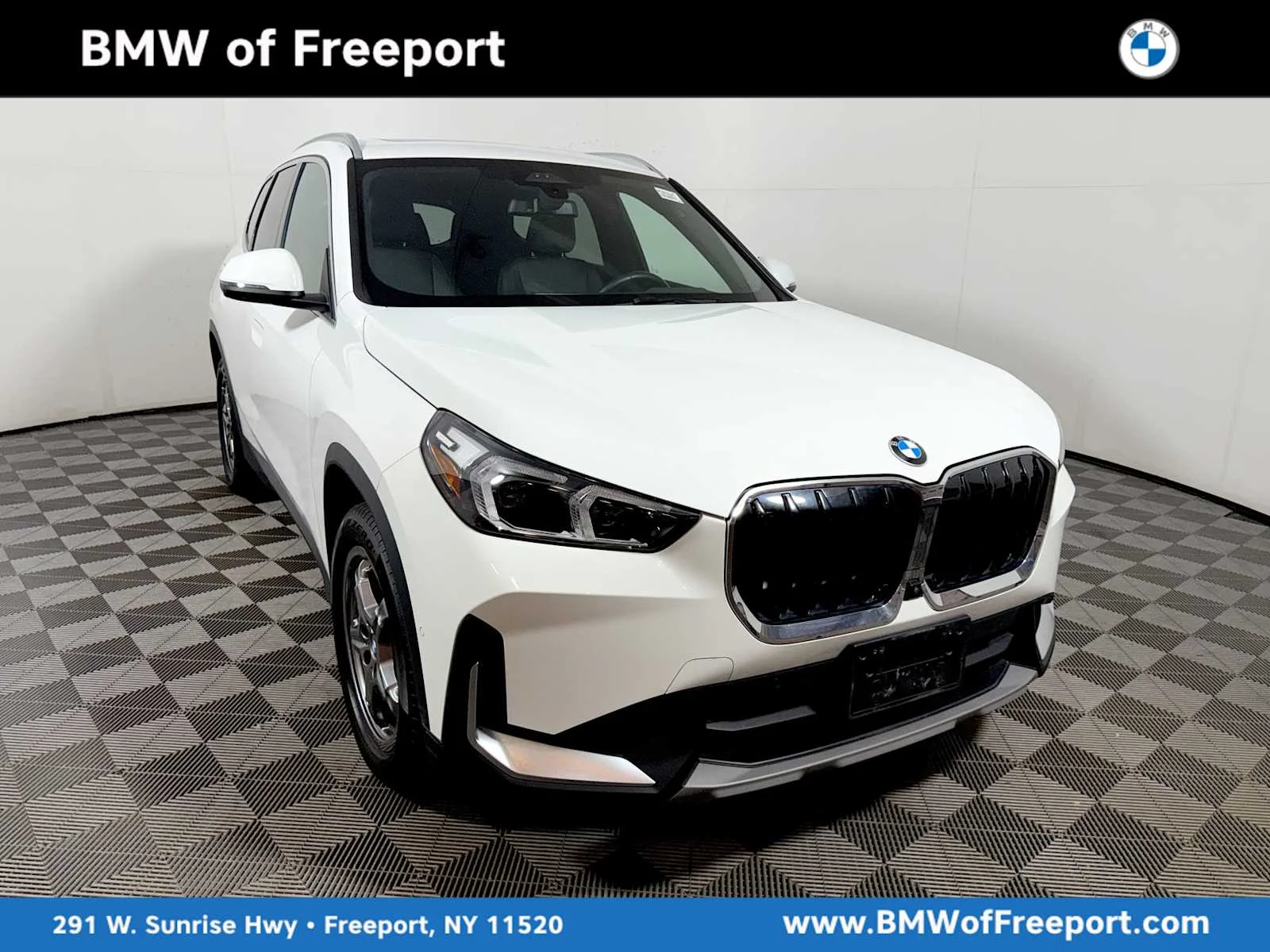 2023 BMW X1
