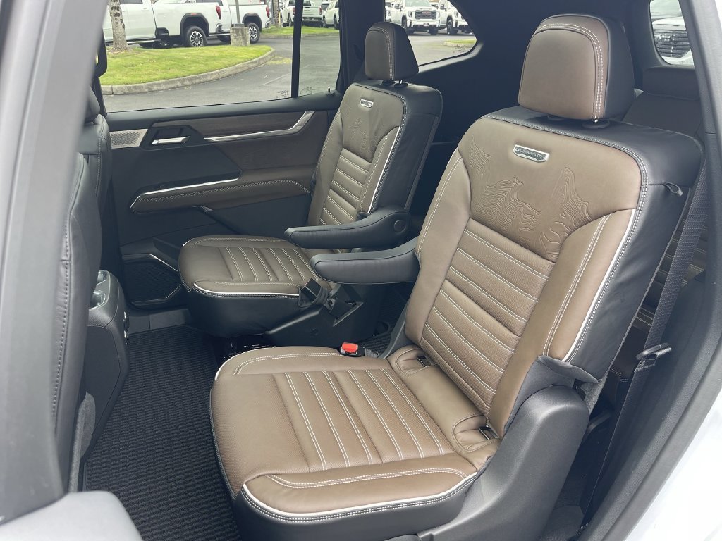 2027 GMC Acadia Denali Ultimate - Photo 26
