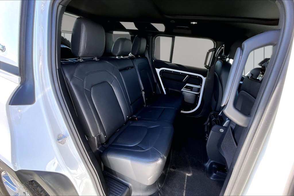 Certified Used 2023 Fuji White Land Rover S image 23