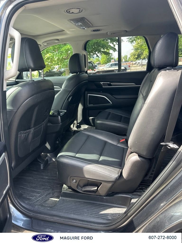 Used 2021 Gray Kia S image 11